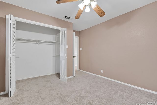 7930 Roanoke Run Apt 106, San Antonio, TX 78240