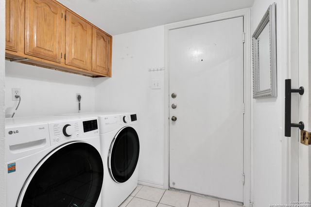 7930 Roanoke Run Apt 106, San Antonio, TX 78240