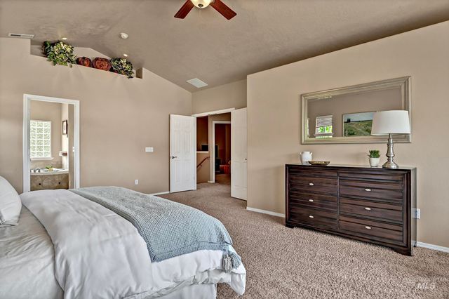 2688 W Forecast St, Meridian, ID 83642