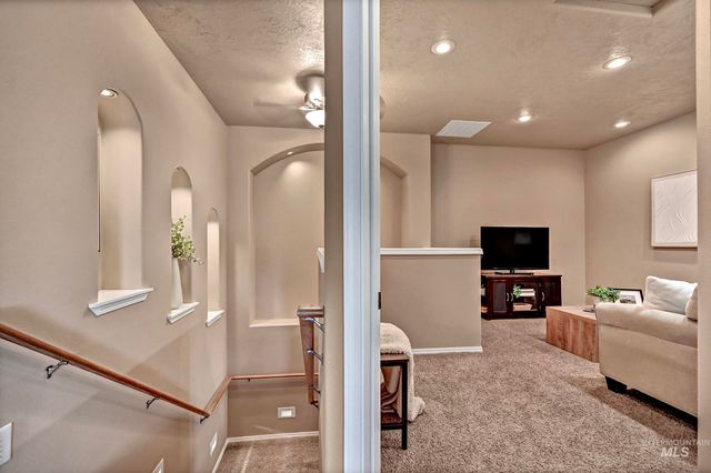 2688 W Forecast St, Meridian, ID 83642