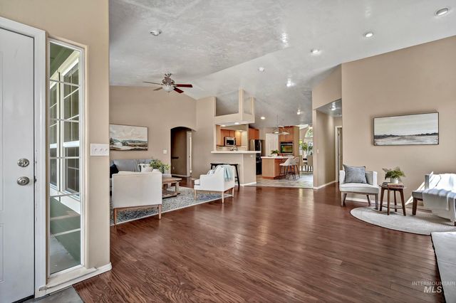 2688 W Forecast St, Meridian, ID 83642
