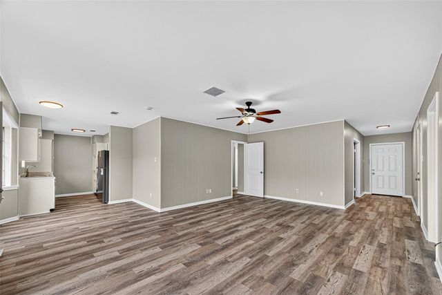 1303 Bayou Drive, Alvin, TX 77511