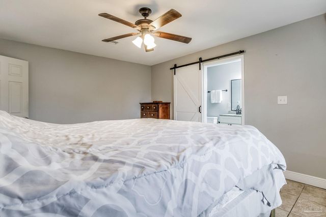 6716 Greenwell St, Pensacola, FL 32526