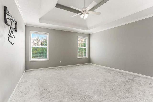 9622 Falcon Valley Drive, Lenexa, KS 66220