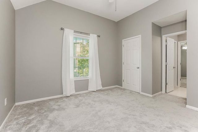 9622 Falcon Valley Drive, Lenexa, KS 66220