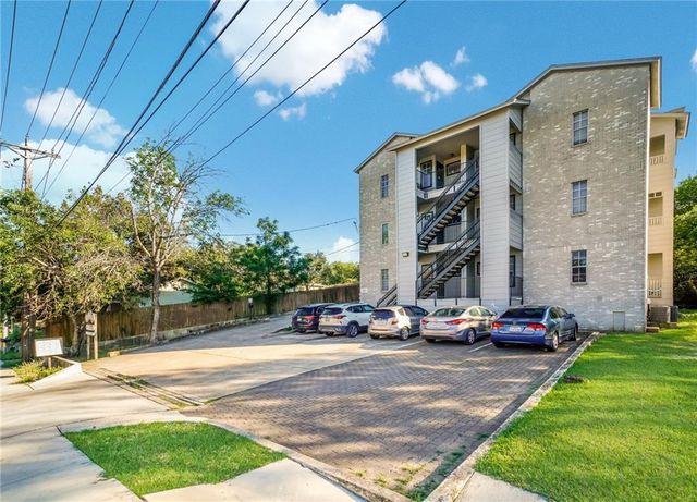 1005 N Lbj DR B2, San Marcos, TX 78666