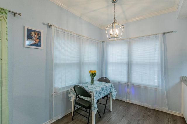 1005 N Lbj DR B2, San Marcos, TX 78666