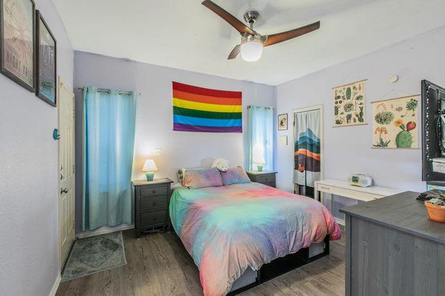 1005 N Lbj DR B2, San Marcos, TX 78666