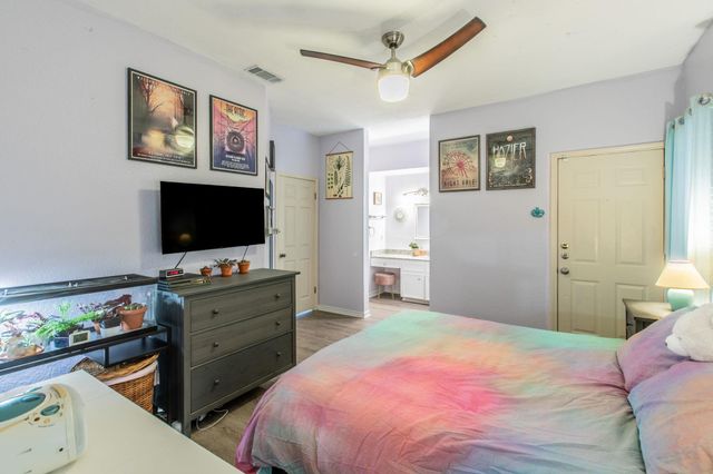 1005 N Lbj DR B2, San Marcos, TX 78666