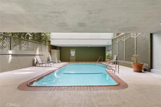 532 N Rossmore Avenue 103, Los Angeles, CA 90004