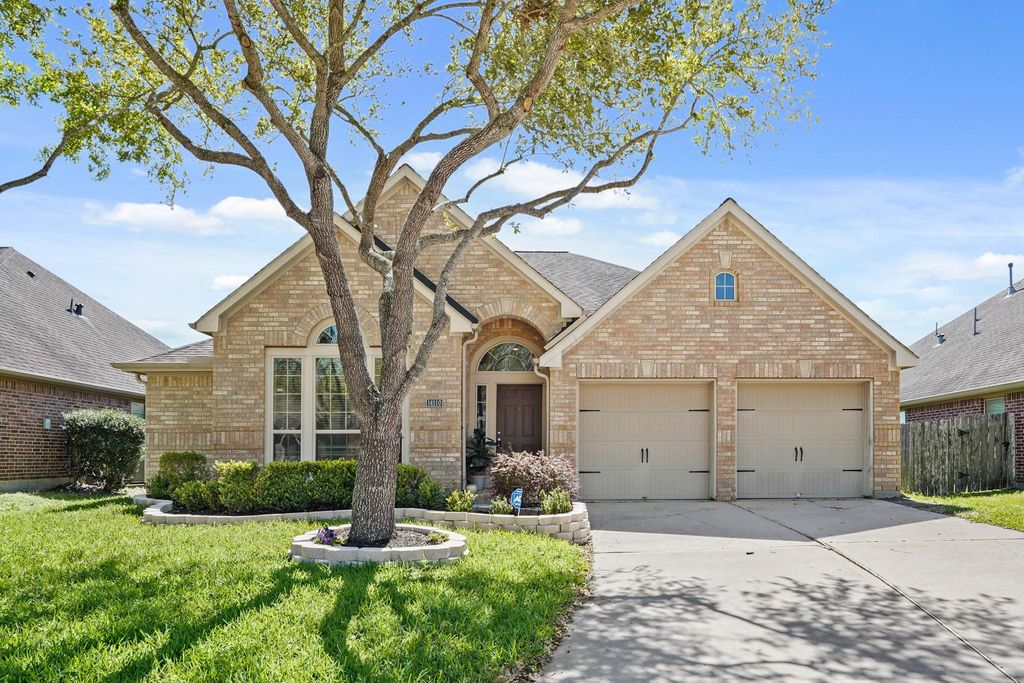 14110 Timber Ridge Drive, Pearland, TX 77584