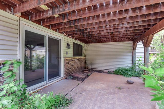 12093 71st Place N, Maple Grove, MN 55369
