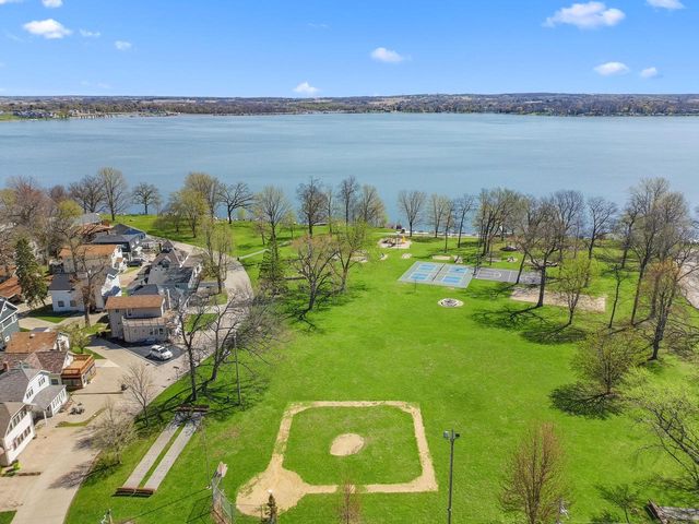 1510 State STREET, Delavan, WI 53115