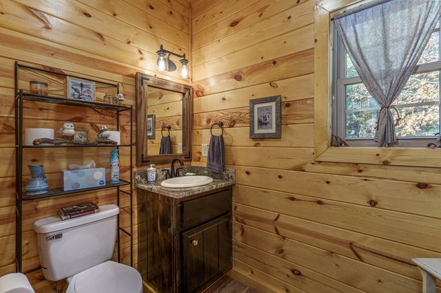 110 Rustic Pine Ridge, Murphy, NC 28906