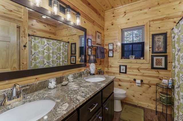 110 Rustic Pine Ridge, Murphy, NC 28906