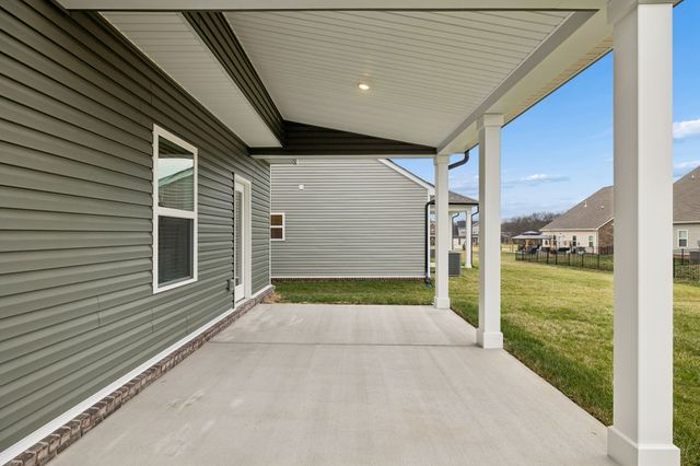 423 Duchess Blvd, Gallatin, TN 37066