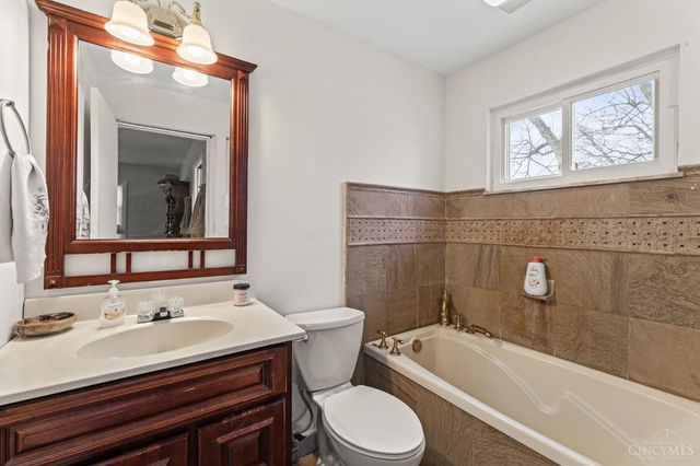 4908 Holly, Middletown, OH 45044