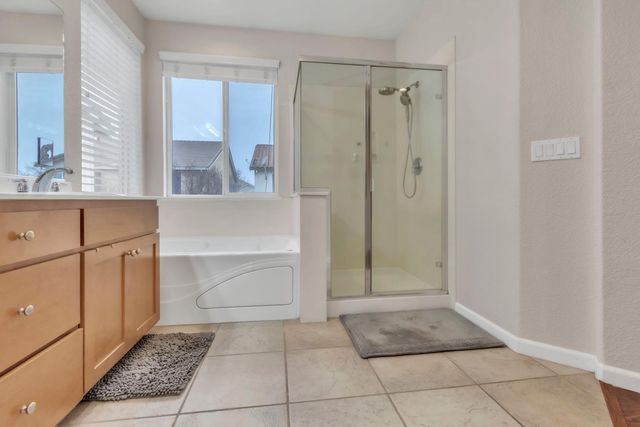 2993 Essie Pl, Modesto, CA 95355