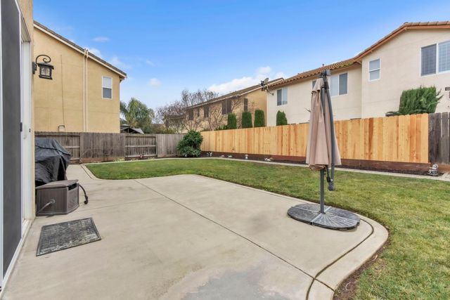 2993 Essie Pl, Modesto, CA 95355