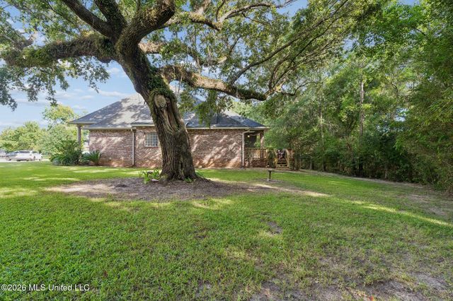 912 Bent Tree Circle, Pass Christian, MS 39571