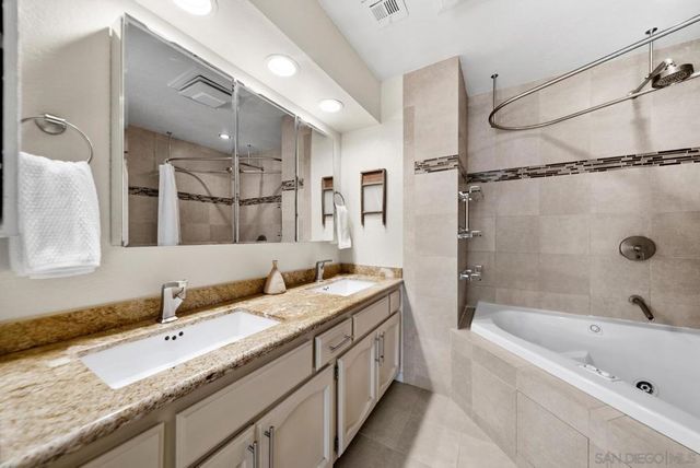 1806 Mckee St A2, San Diego, CA 92110