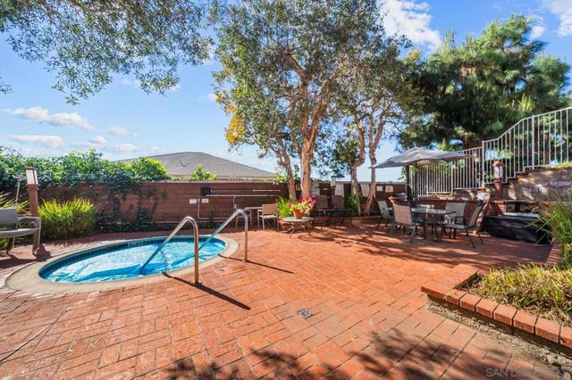 1806 Mckee St A2, San Diego, CA 92110