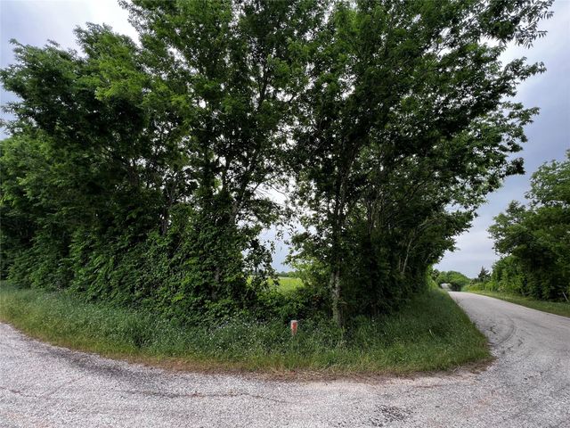 001 Old Phillipsburg Road, Brenham, TX 77833