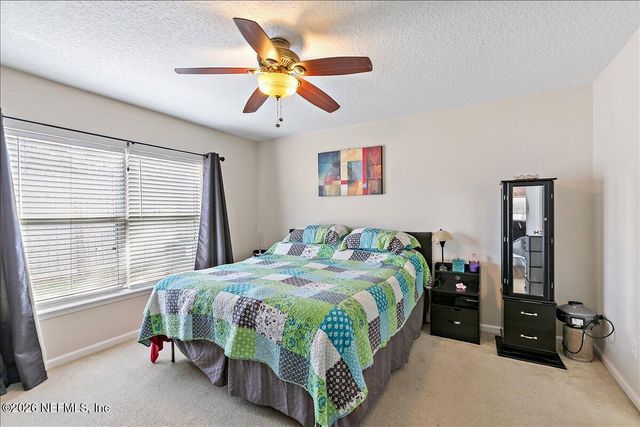 6439 SILK LEAF Lane, Jacksonville, FL 32244