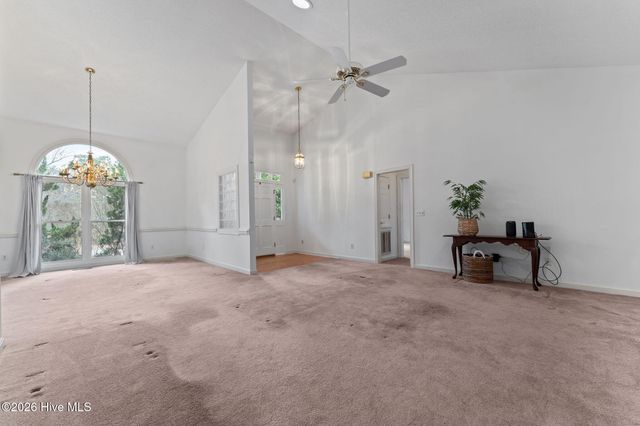 12 Chestnut Court, Pinehurst, NC 28374