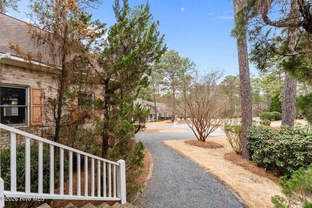 12 Chestnut Court, Pinehurst, NC 28374