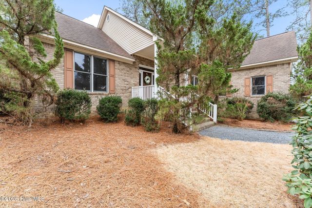 12 Chestnut Court, Pinehurst, NC 28374