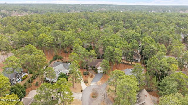 12 Chestnut Court, Pinehurst, NC 28374