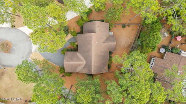 12 Chestnut Court, Pinehurst, NC 28374