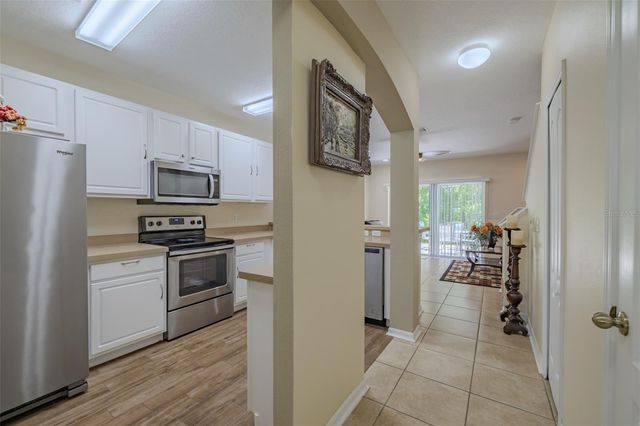 15911 FISHHAWK VIEW DRIVE, Lithia, FL 33547