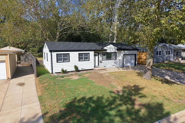 1715 N Joann St, Wichita, KS 67203