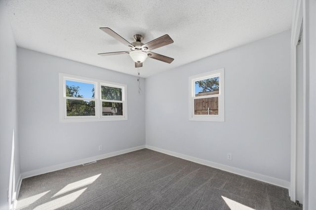 1715 N Joann St, Wichita, KS 67203