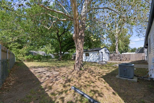 1715 N Joann St, Wichita, KS 67203