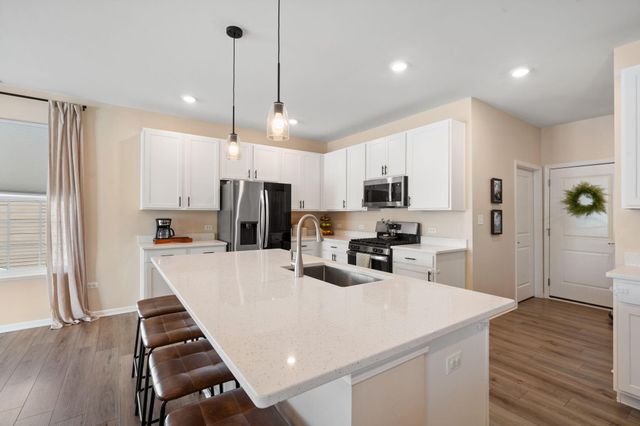 11664 Thomas Street, Winfield, IN 46307