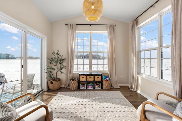 11664 Thomas Street, Winfield, IN 46307