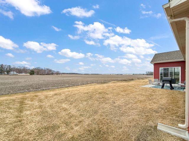 11664 Thomas Street, Winfield, IN 46307