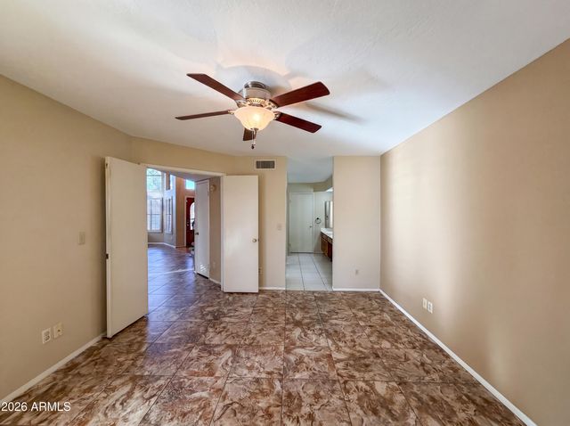 12346 S SHOSHONI Drive, Phoenix, AZ 85044