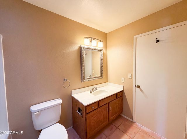 12346 S SHOSHONI Drive, Phoenix, AZ 85044