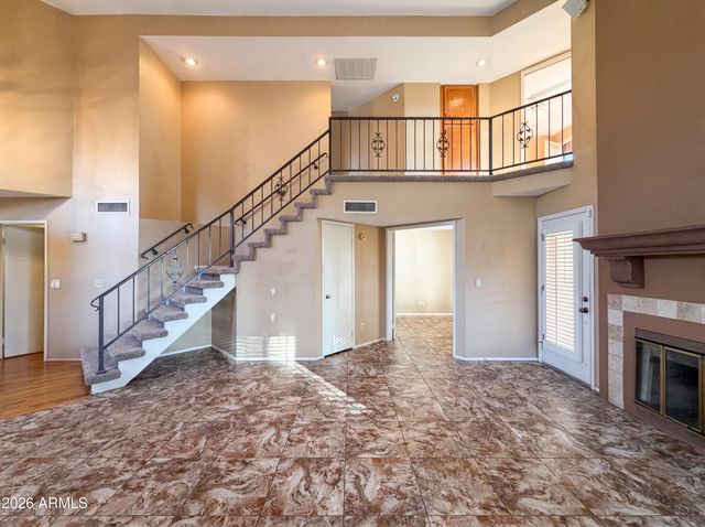 12346 S SHOSHONI Drive, Phoenix, AZ 85044
