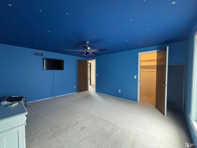 31180 N Park Drive, Farmington, MI 48331