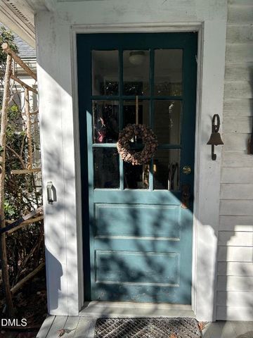 906 Old Lystra Road, Chapel Hill, NC 27517