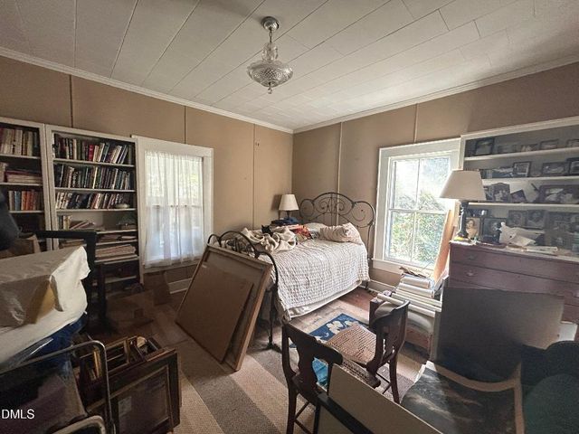 906 Old Lystra Road, Chapel Hill, NC 27517