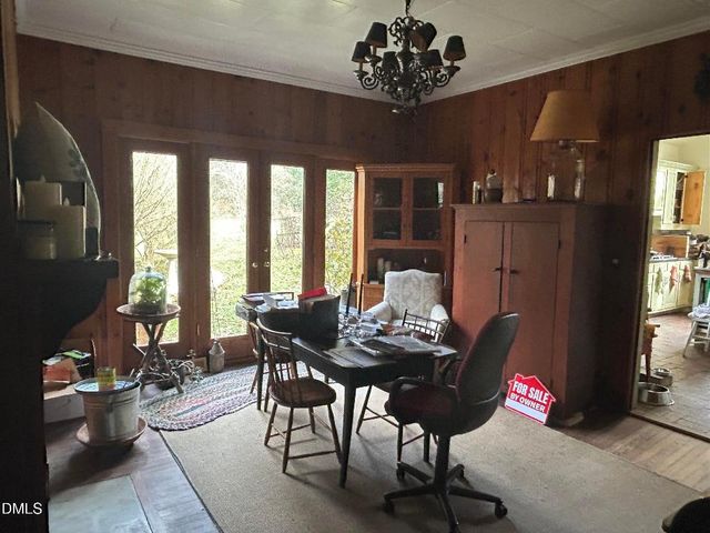 906 Old Lystra Road, Chapel Hill, NC 27517