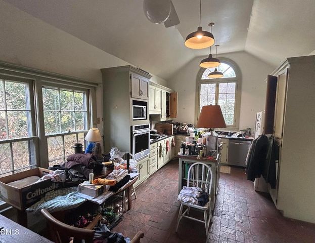 906 Old Lystra Road, Chapel Hill, NC 27517