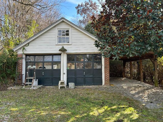 906 Old Lystra Road, Chapel Hill, NC 27517