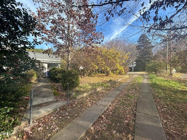 906 Old Lystra Road, Chapel Hill, NC 27517